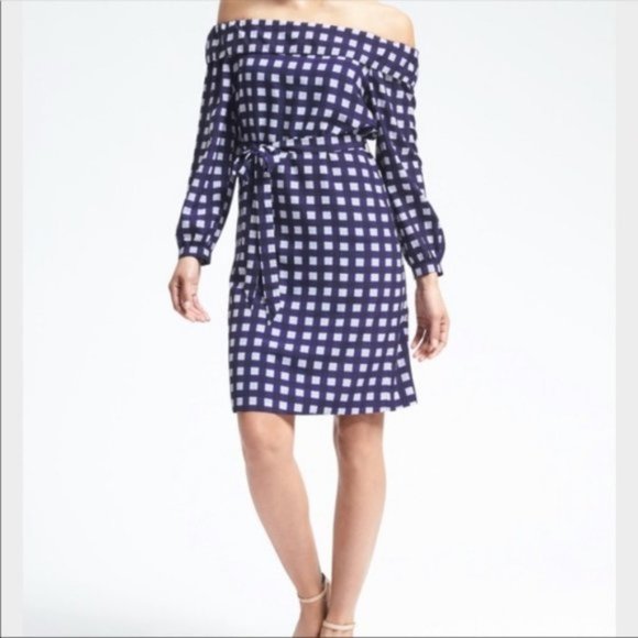 sale!Banana Republic Off Shoulder Gingham Dress - Picture 2 of 8